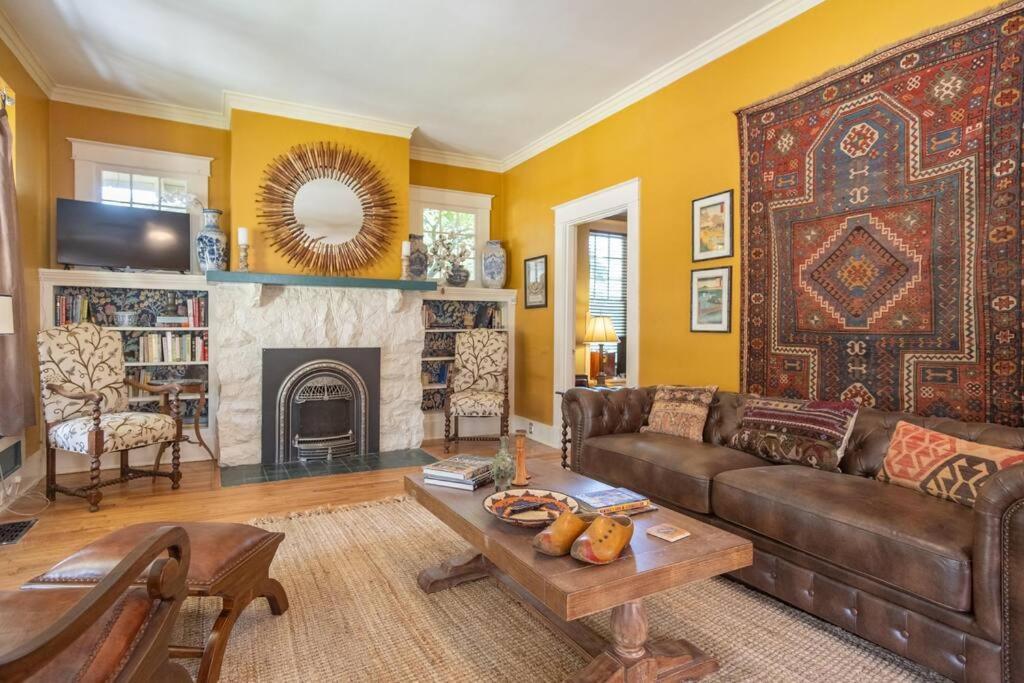 Midtown Gardens Villa *
